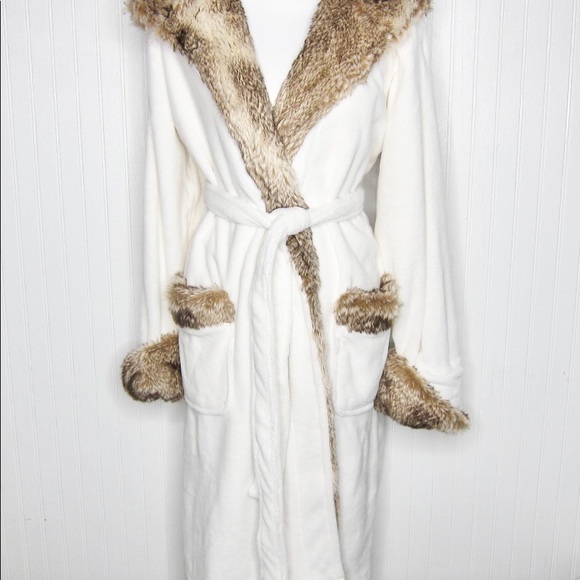 Pottery Barn Other - Pottery Barn Caramel Ombré Faux Fur Robe Size M